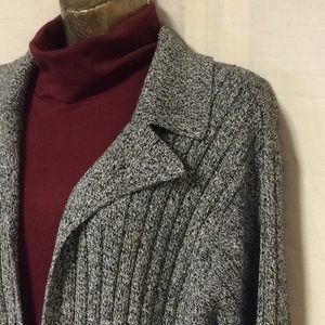 Black & White Combed Cotton Sweater w/ pockets